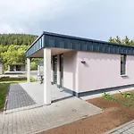 Ferienbungalows Nahe Kronenburger See Mit Sonniger Terrasse *