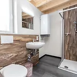 Ferienbungalows Nahe Kronenburger See Mit Sonniger Terrasse Semesterbostad *