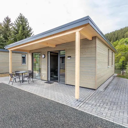 Ferienbungalows Nahe Kronenburger See Mit Sonniger Terrasse *