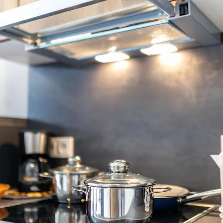 Lakeside Comfort In *